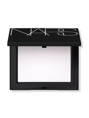 NARS Light Reflecting Pressed Setting Powder in Shade Crystal